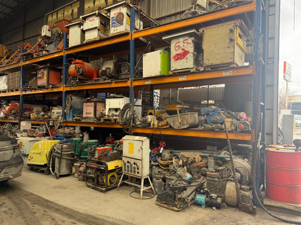 Demir Kesme ve Bükme Makinesi