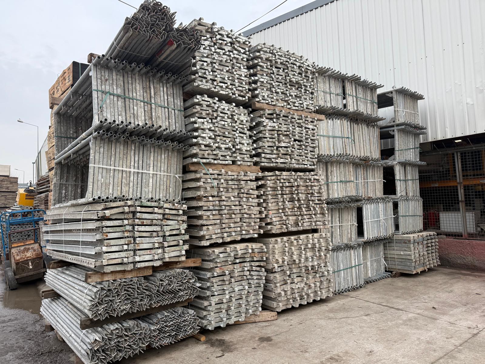 2. El Dış Cephe İskele